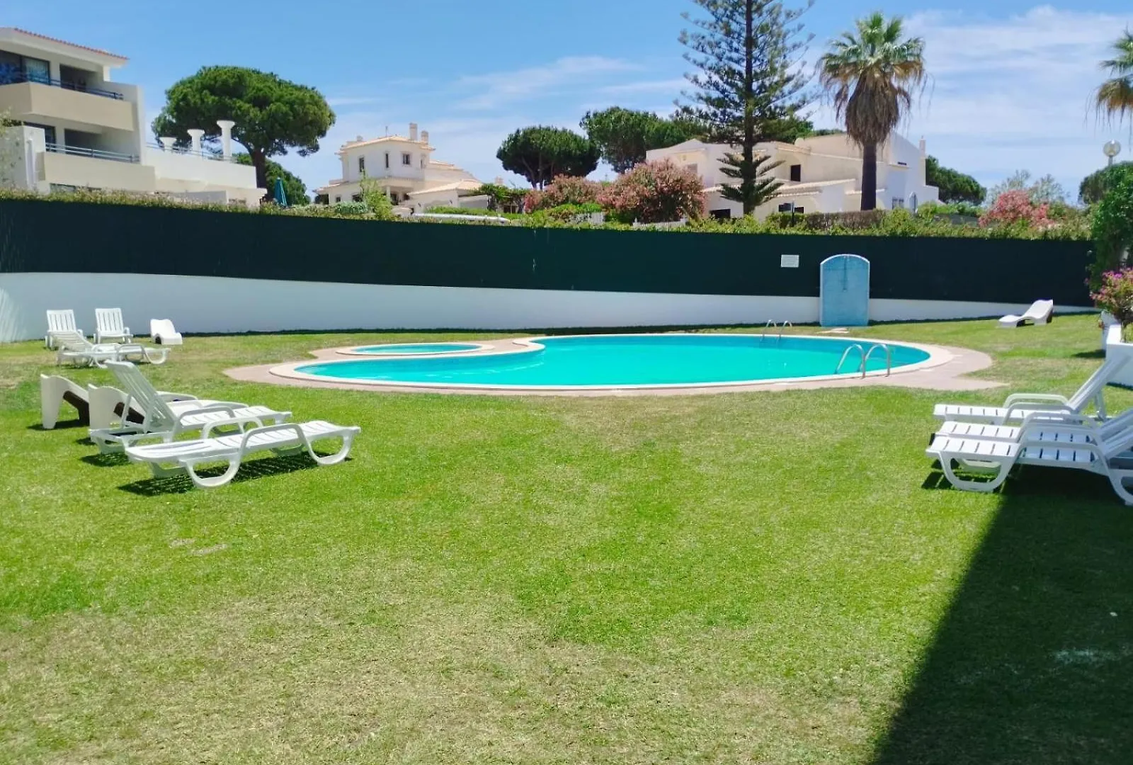 Ferias Vilamoura T1 Grande Com Piscina Apartment